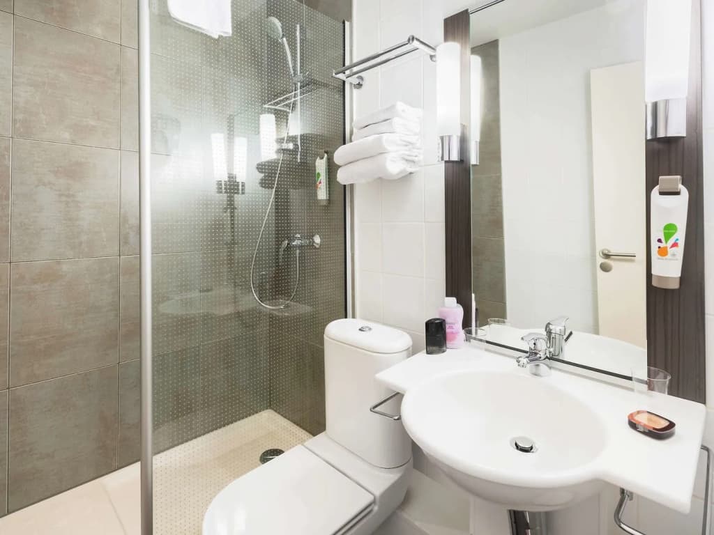 ibis Styles Nantes Centre Place Graslin - Miniature 7