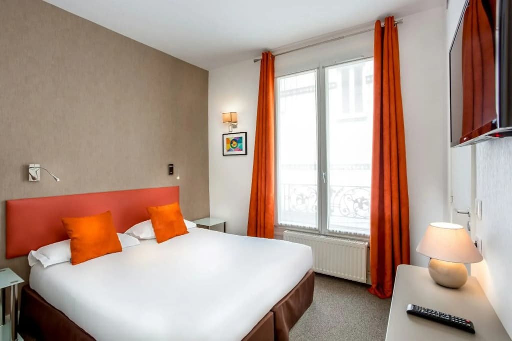Porte de Versailles Hotel - Photo 3