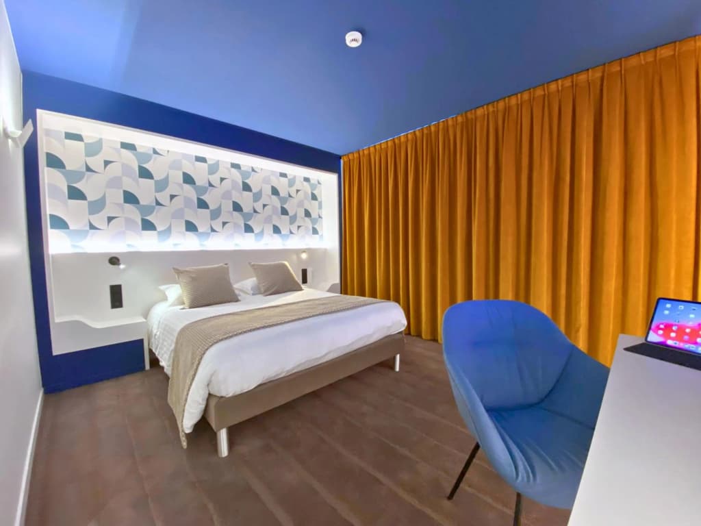 Brit Hotel Piscine & Spa - Fougères - Photo 4