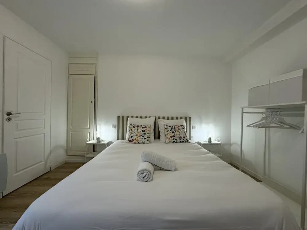 Apartment in Le Mans With Private Terrace - Photo 3