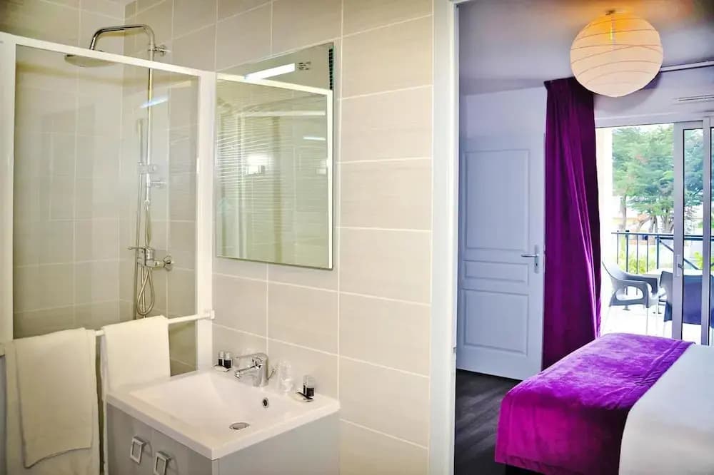 Romantic Seaside Stay in La Baule - Miniature 8