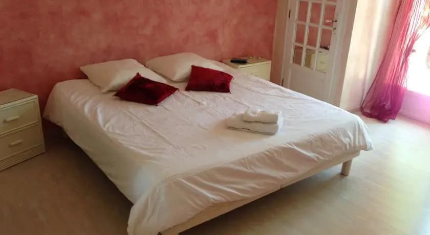 3 Bedrooms Villa Near Cannes - Pool & Jacuzzi - Sea View - Photo 2
