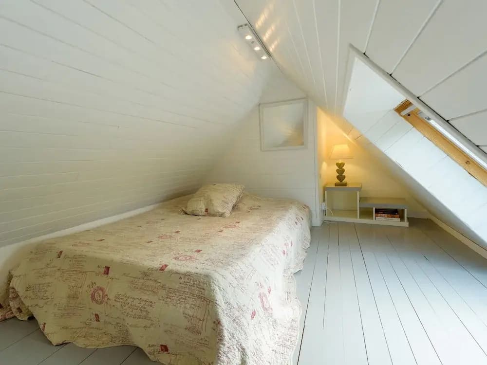 Peaceful Holiday Home in Plouguin With Indoor Pool - Photo 2