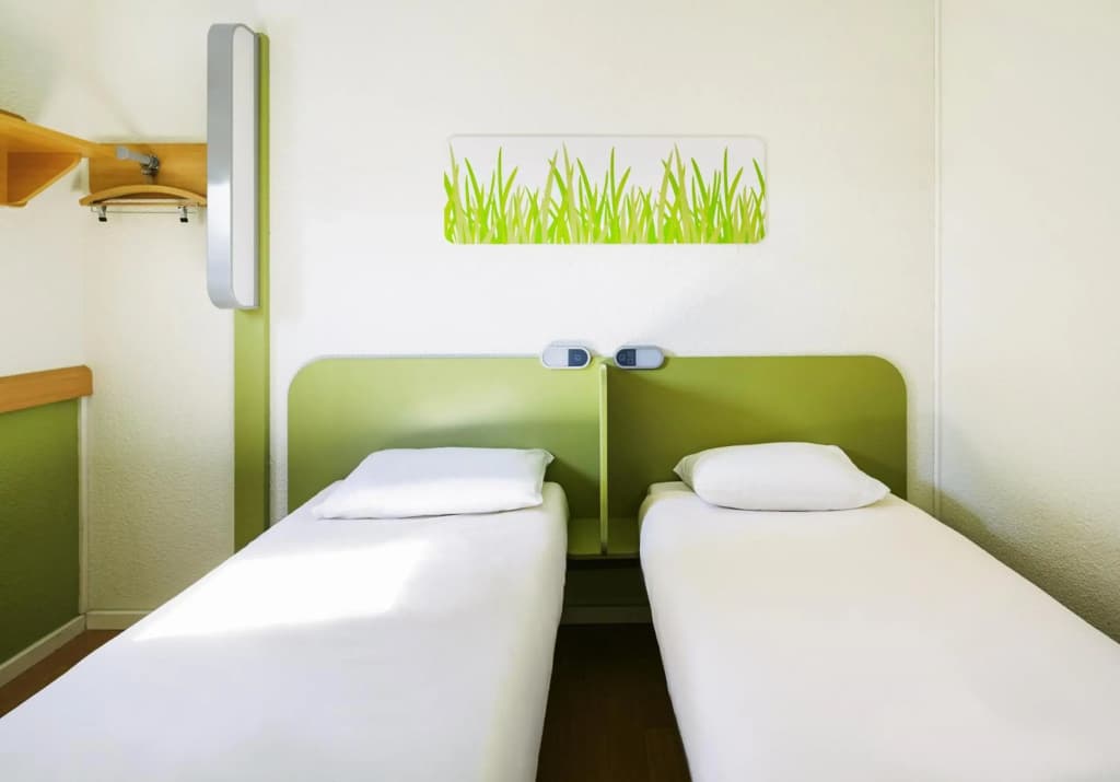 ibis budget Chartres - Photo 3
