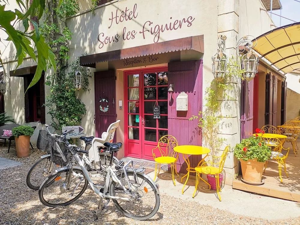Hôtel Sous les Figuiers - Photo 1