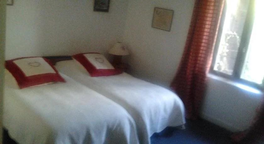 Hotel Auberge Camelia - Photo 3