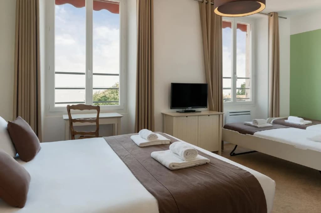 Hotel The Originals de la Plage Marennes Oleron - Photo 2