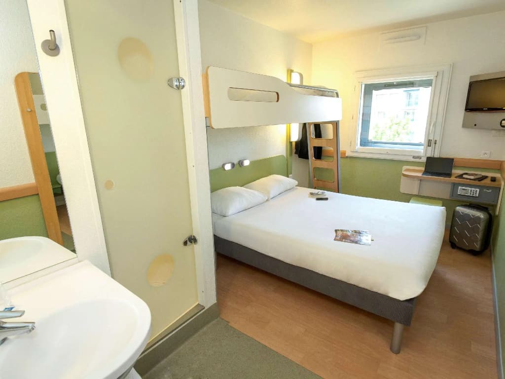 ibis budget Marseille Timone - Photo 4