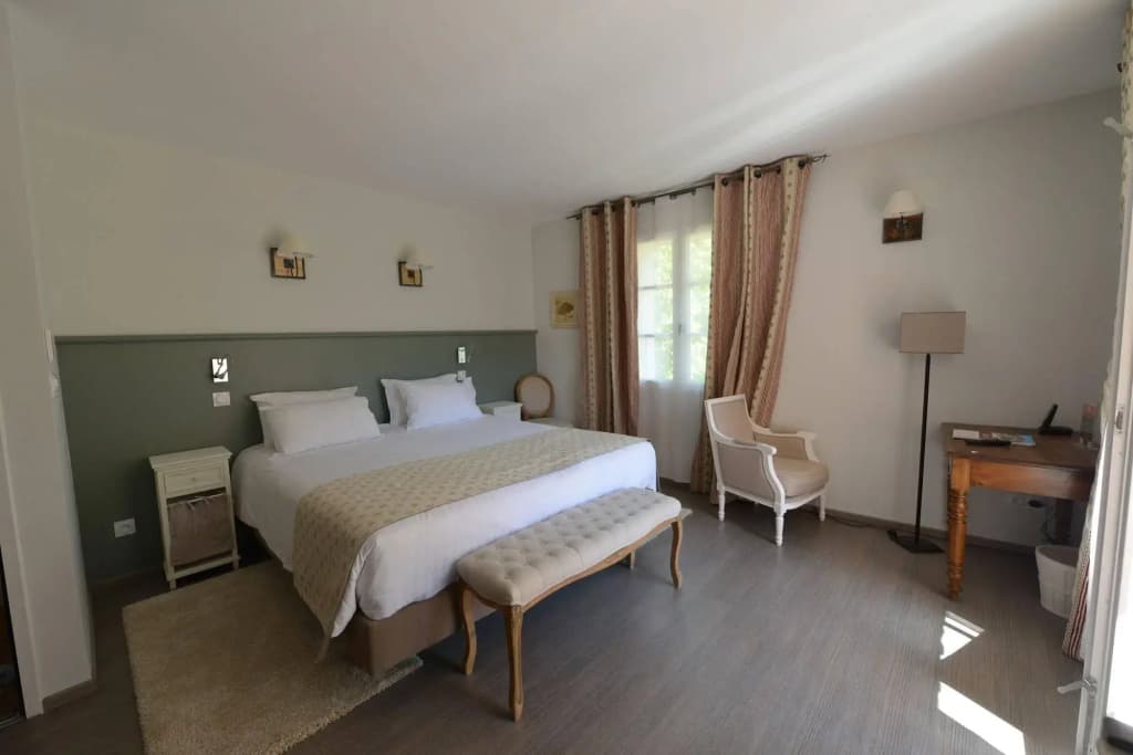 Hôtellerie du Domaine de Cabasse - Photo 2