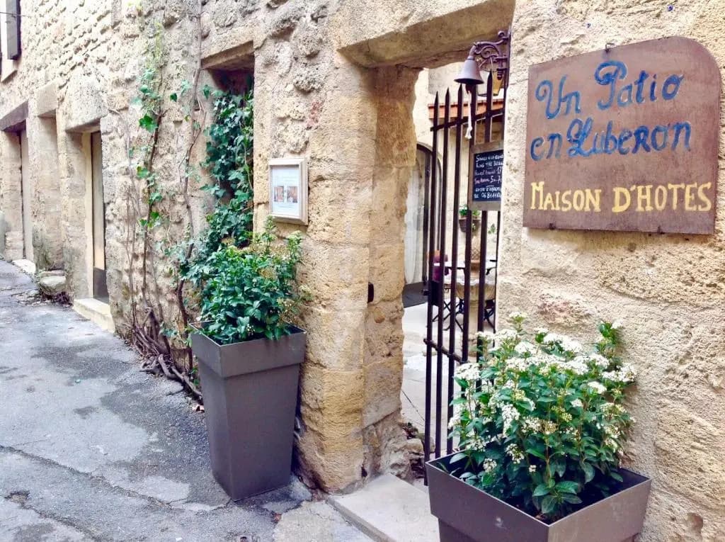 Un Patio en Luberon - Photo 1