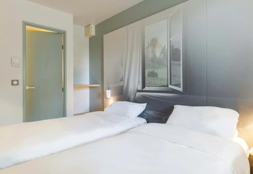 B&B HOTEL Moulins Toulon‑sur‑Allier - Photo 3
