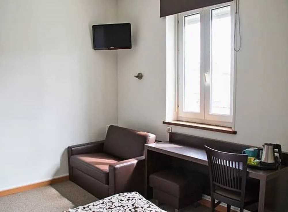 Hôtel Le Coureau - Photo 2
