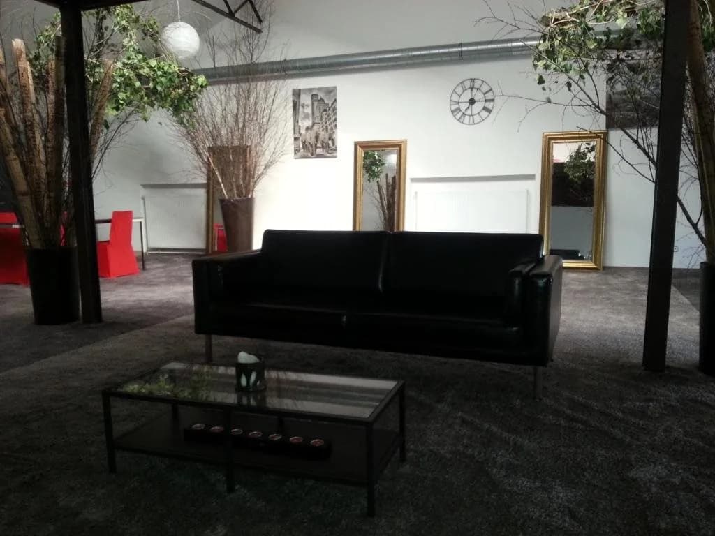 Le Faubourg Saint Martin - Photo 1