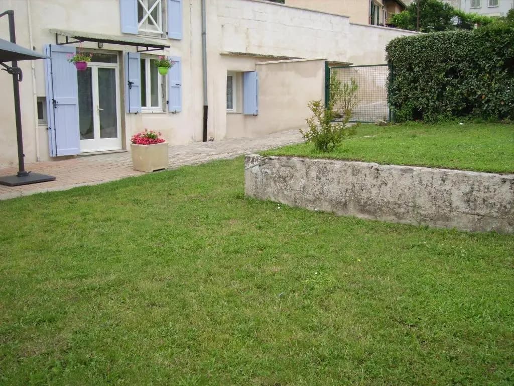 A Deux pas du Rhône - Photo 1