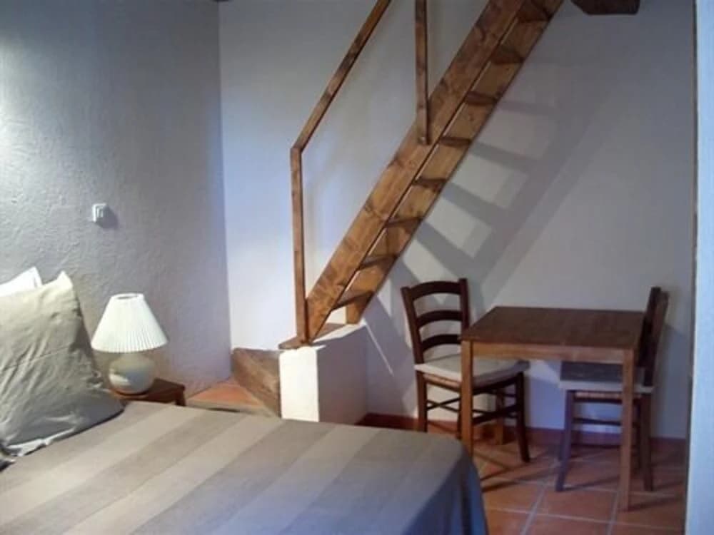La Grange - Photo 5