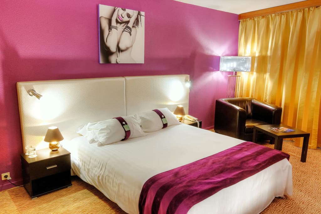 Grand Hôtel de Nîmes - Photo 3