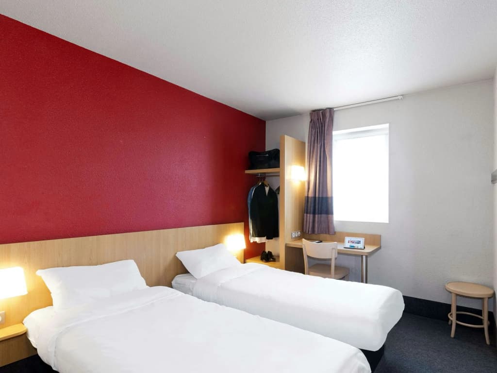 B&B HOTEL Nantes Rezé Saint-Sébastien - Photo 3