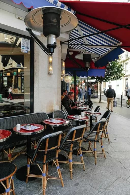 Charming Studio - 2P With AC Near Montmartre - Miniature 7