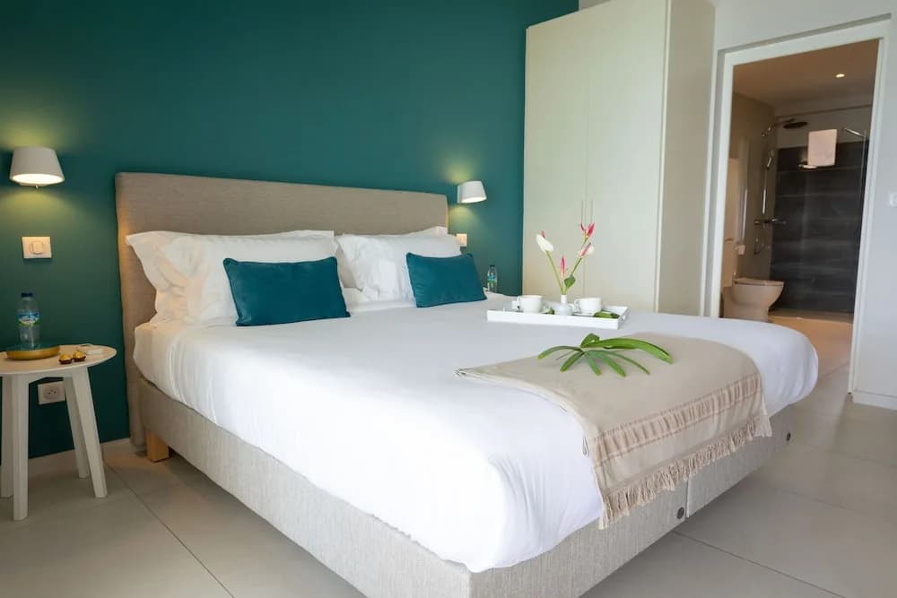 Eden Roc Villas - Photo 5