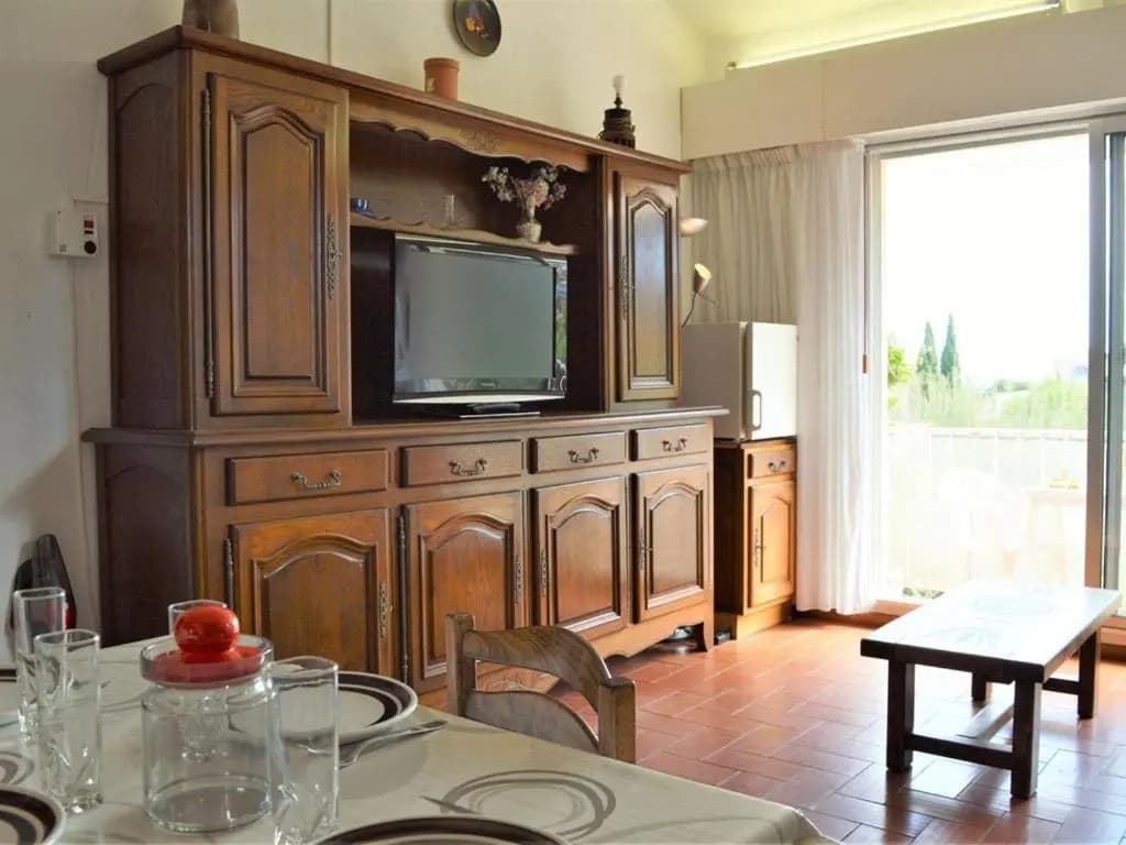 Appartement Le Lavandou, 2 pièces, 4 personnes - FR-1-251-205 - Photo 2