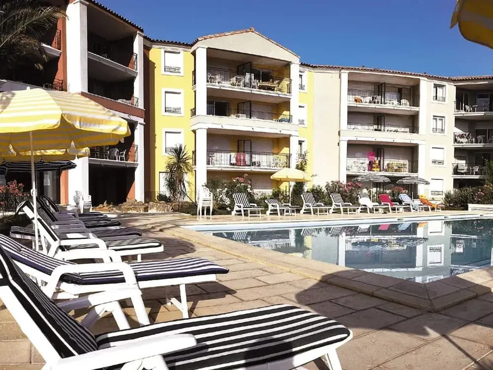Apartment With AC at 150 m. From Beach - Miniature 7
