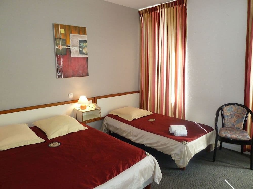 Hotel Spa les Lilas - Miniature 7