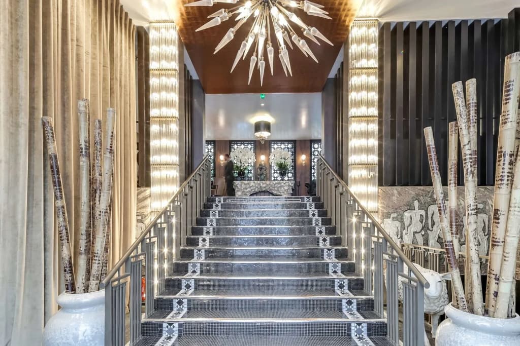 The One Alma Paris - Photo 2