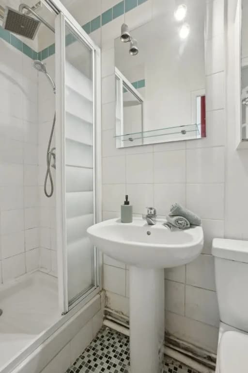 Chic 1BR by Châtelet & Louvre - Miniature 8