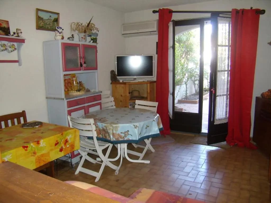 Studio Saintes-Maries-de-la-Mer, 1 pièce, 4 personnes - FR-1-475-51 - Photo 1