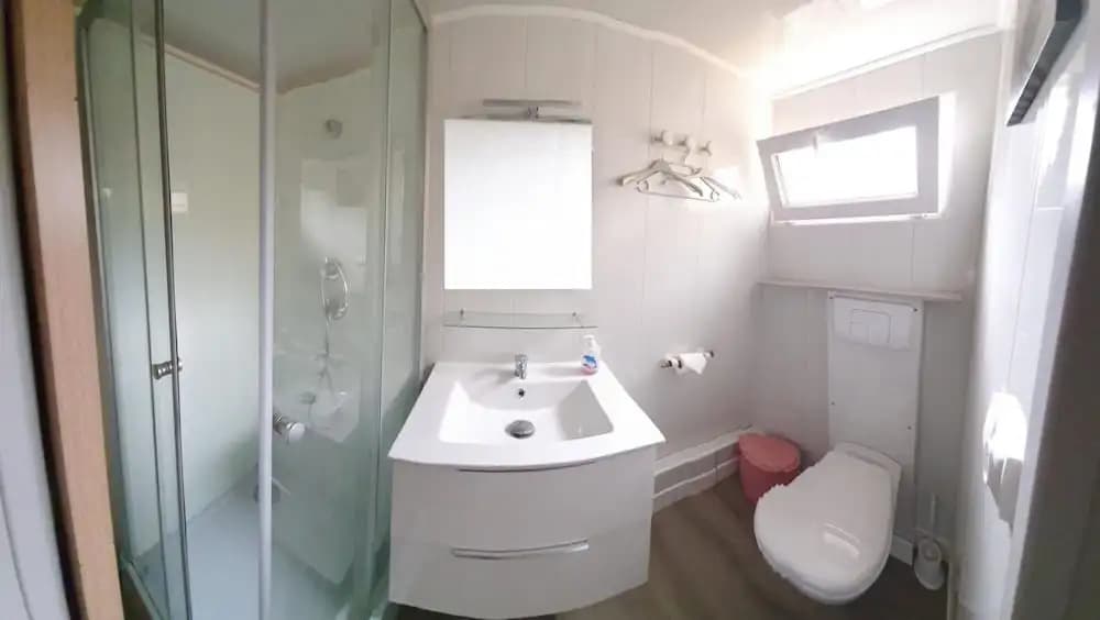 Clematisso - Hostel - Miniature 6
