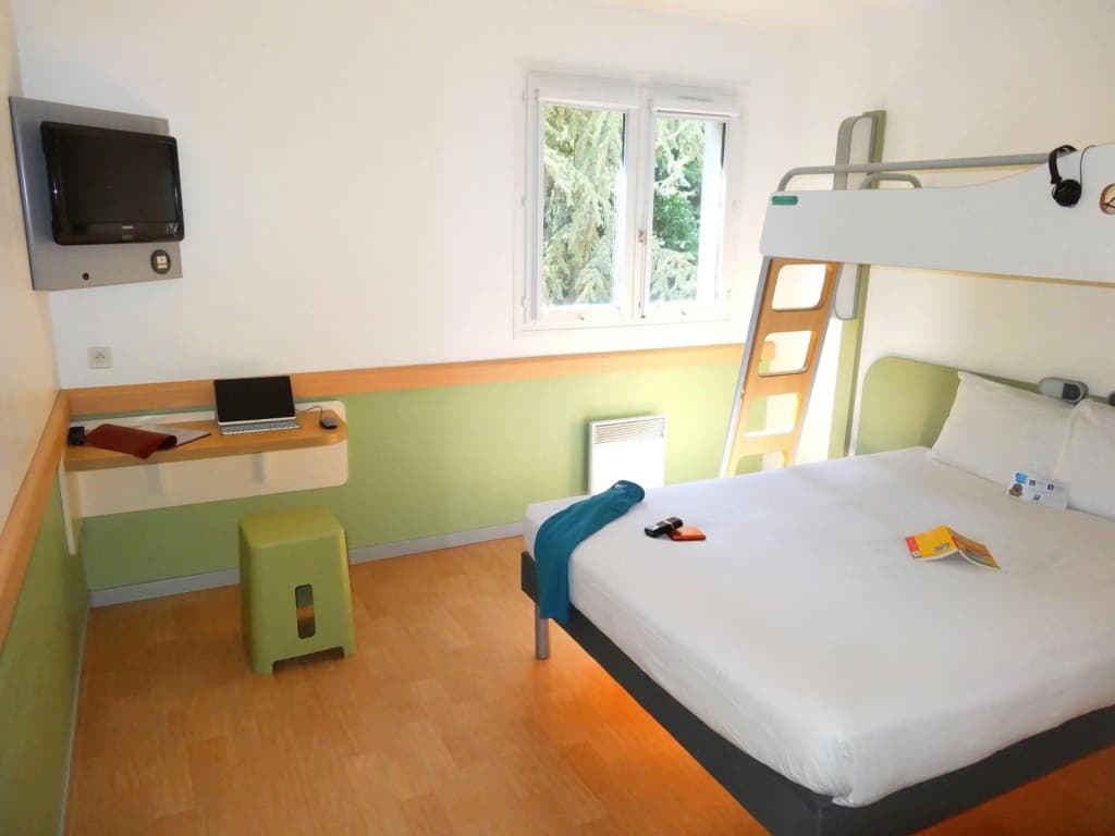 ibis budget Marne la Vallée - Photo 2