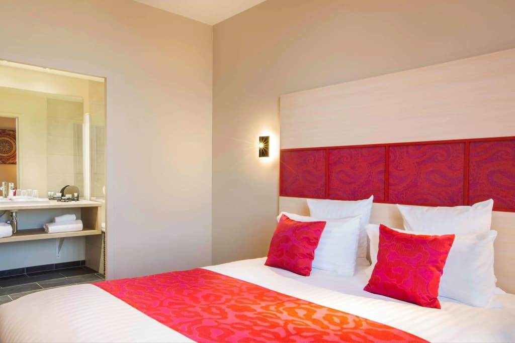 Best Western Plus Hotel Escapade Senlis - Photo 3
