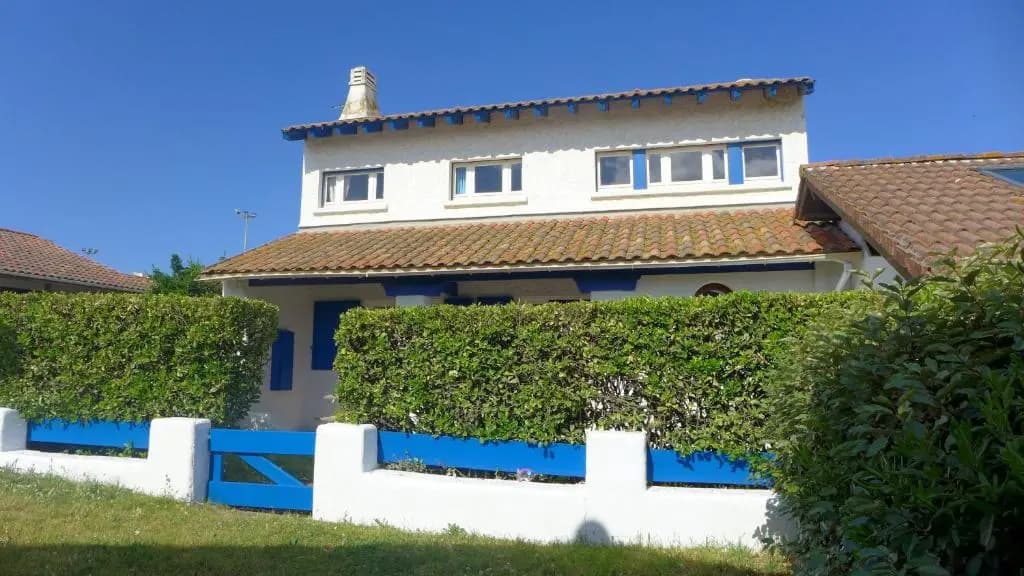 Réf 227 Seignosse , À Proximité Immédiate de la Plage Des Bourdaines , Villa Patio Classée 3 Étoiles , 6 Personnes - Minia...