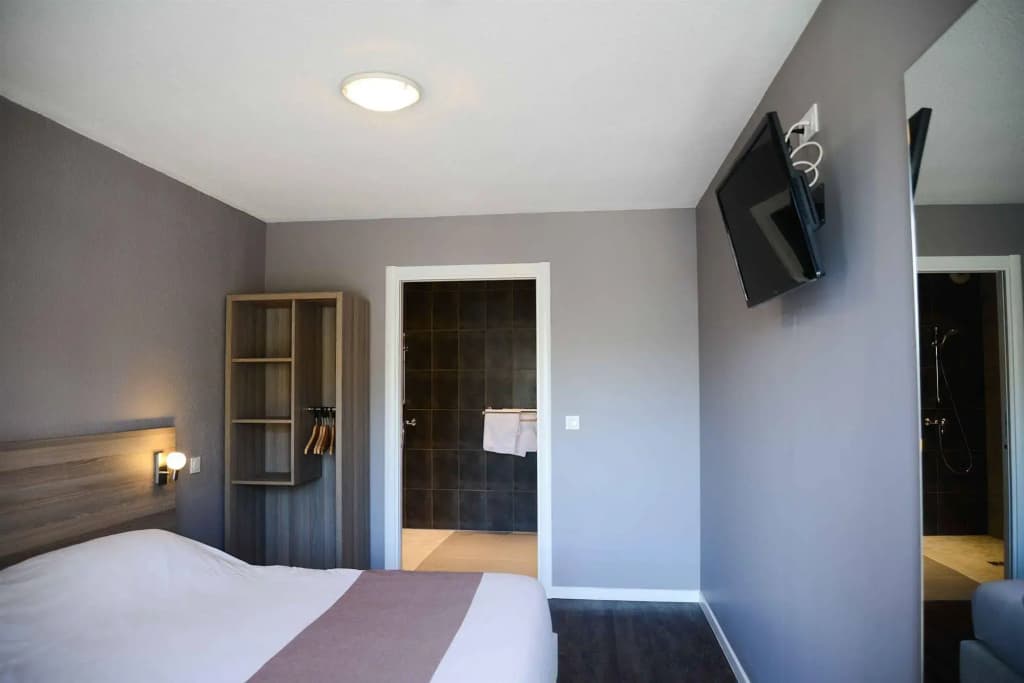 Hotel Eisenhower - Photo 2