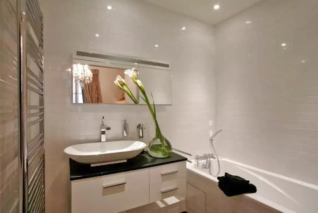 Charming apartment rue de Bretagne (Saintonge) - Miniature 8