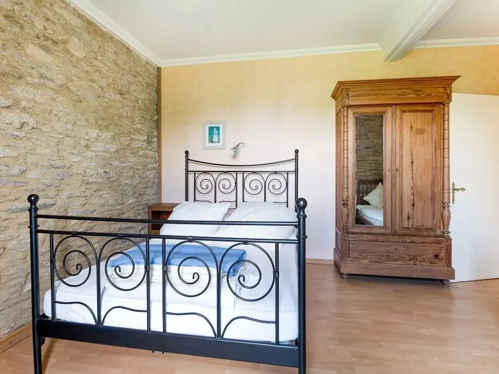 Luxurious Mansion in Castle Grounds in Lantheuil - Photo 5