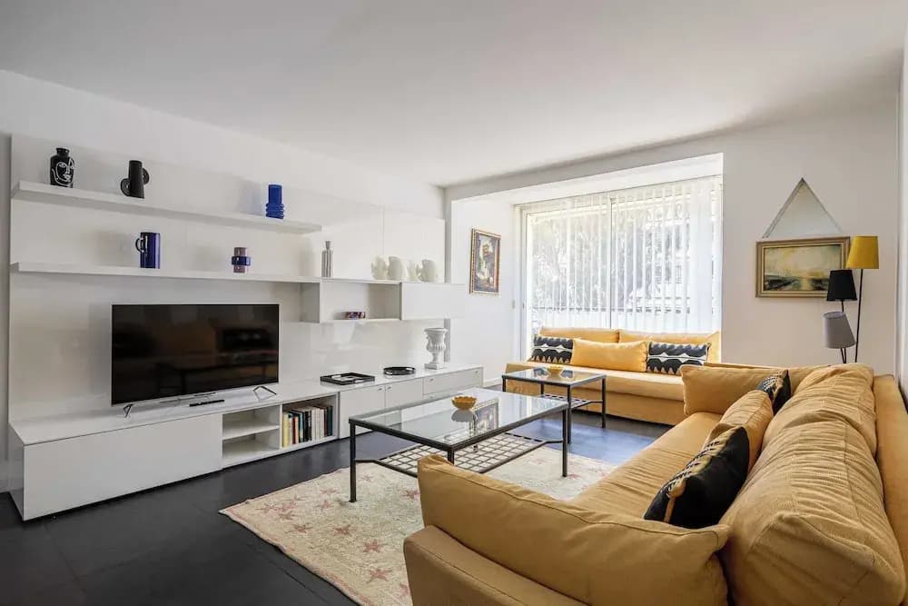 Splendid Flat in the Heart of Saint-tropez With Parking - 2br/4p - Photo 5