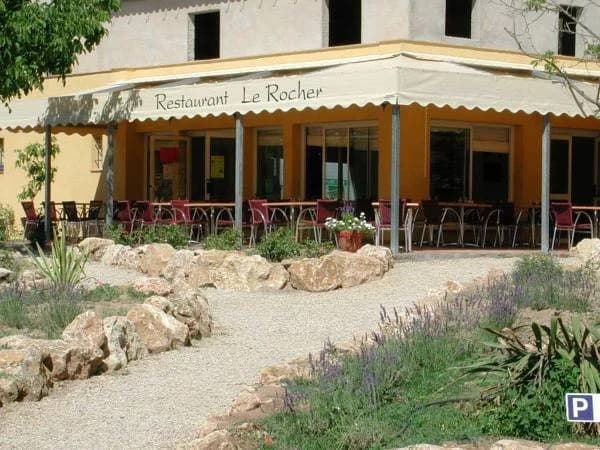 Hôtel le Rocher - Photo 1