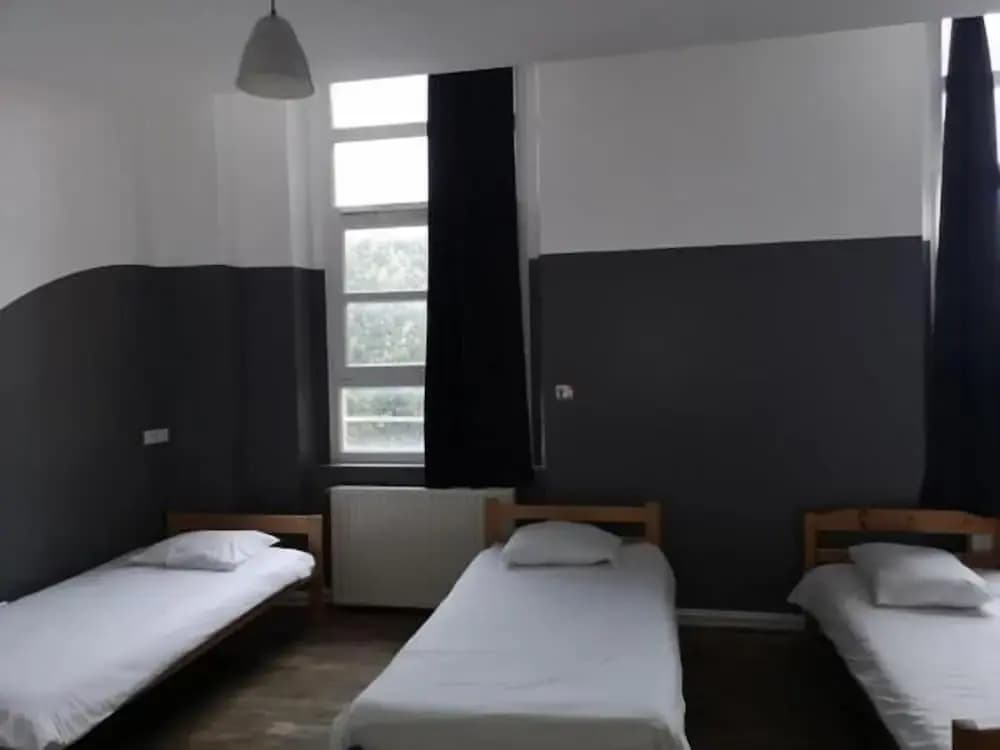 Auberge de Jeunesse HI Amiens - Photo 4
