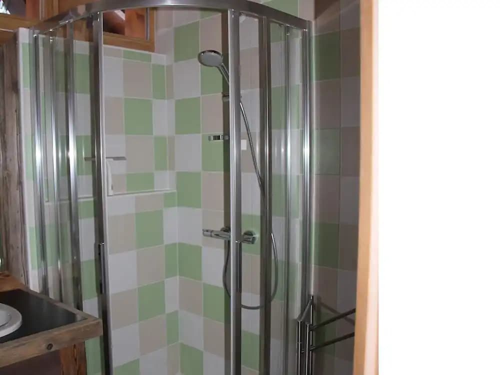 Sunny Chalet in Les Gets with Jacuzzi - Miniature 8