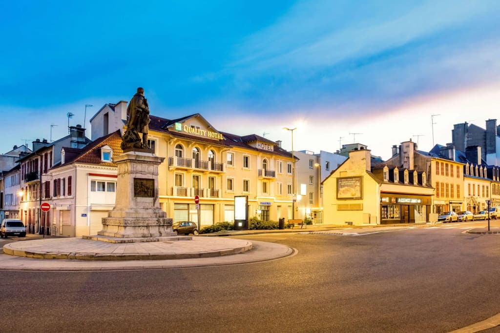 Hôtel du Palois - Pau Centre Bosquet - Photo 1