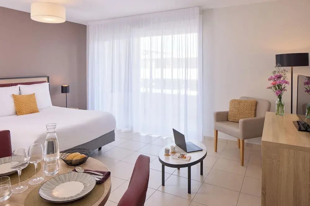 Quality Aparthotel Perpignan Prestige - Photo 2