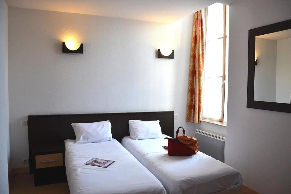 Hotel Les Benedictins - Photo 2
