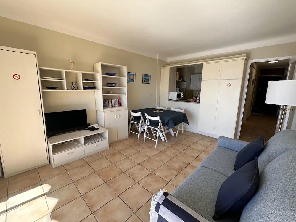 One Bedroom Apartment in Cannes With a Balcony and Great sea Views - 821 - Photo 2
