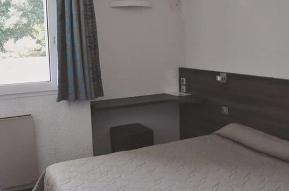 Hotel Henri IV - Photo 3