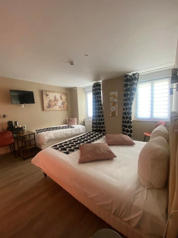 Logis Central Hôtel & Spa - Photo 3