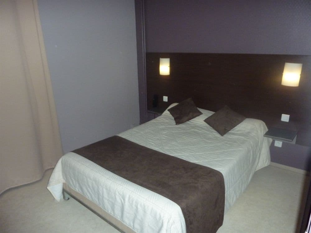 Hôtel de l'Europe - Photo 2