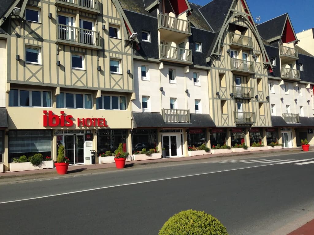 ibis Deauville Centre - Photo 1