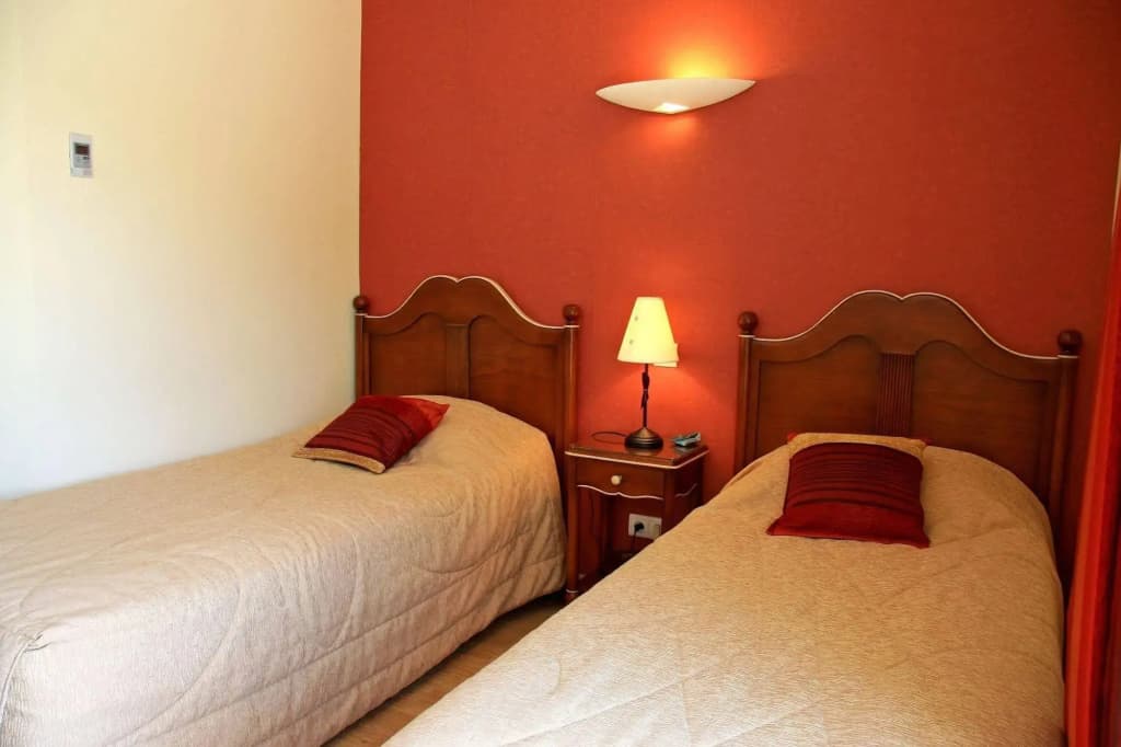 Hôtel le Chêne Vert - Photo 4
