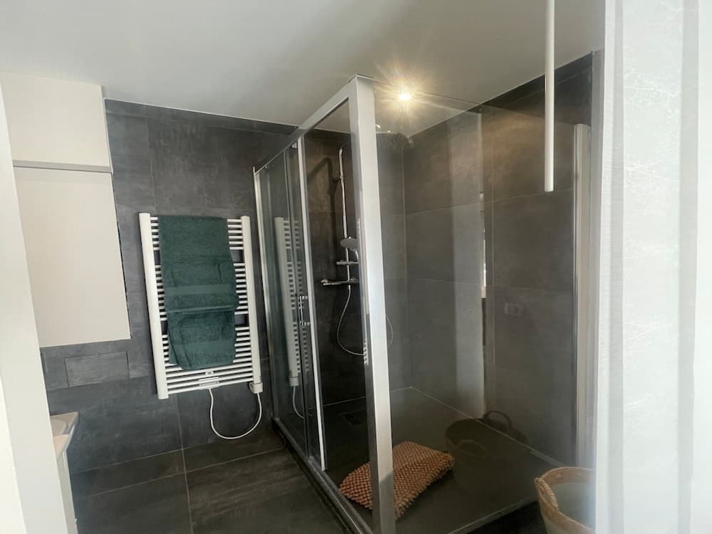 Cozy Apartment for 2 in Antibes - Miniature 7